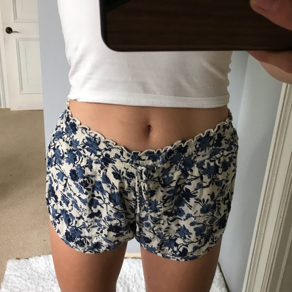 AEO floral shorts